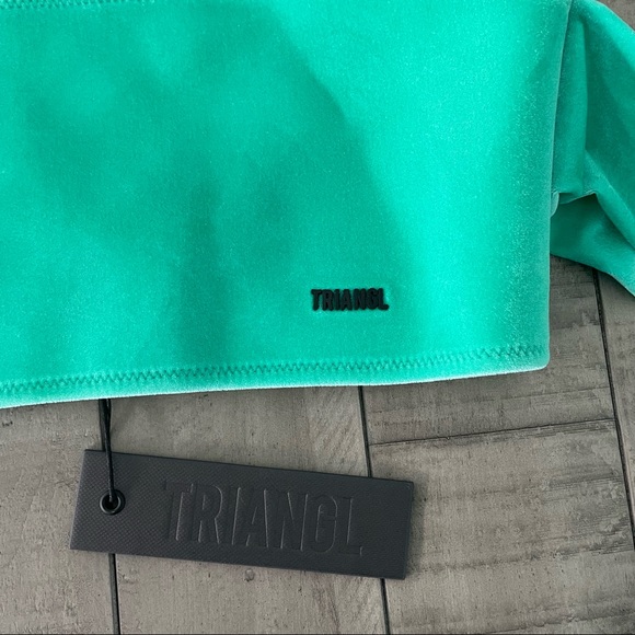 NWT Triangl Bikini top size Large - Picture 4 of 9